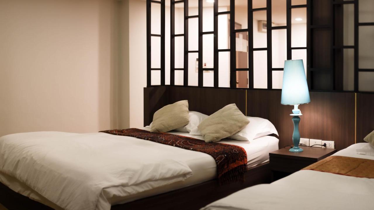 Chorlada Lanna Hotel Chiang Mai Exterior photo