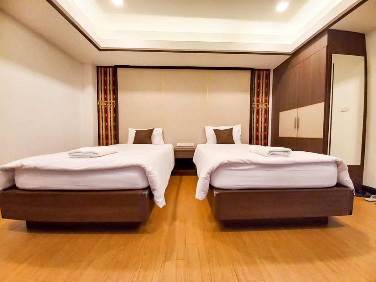 Chorlada Lanna Hotel Chiang Mai Exterior photo